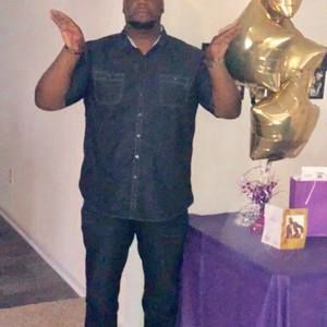 Meet your Posher, Leon